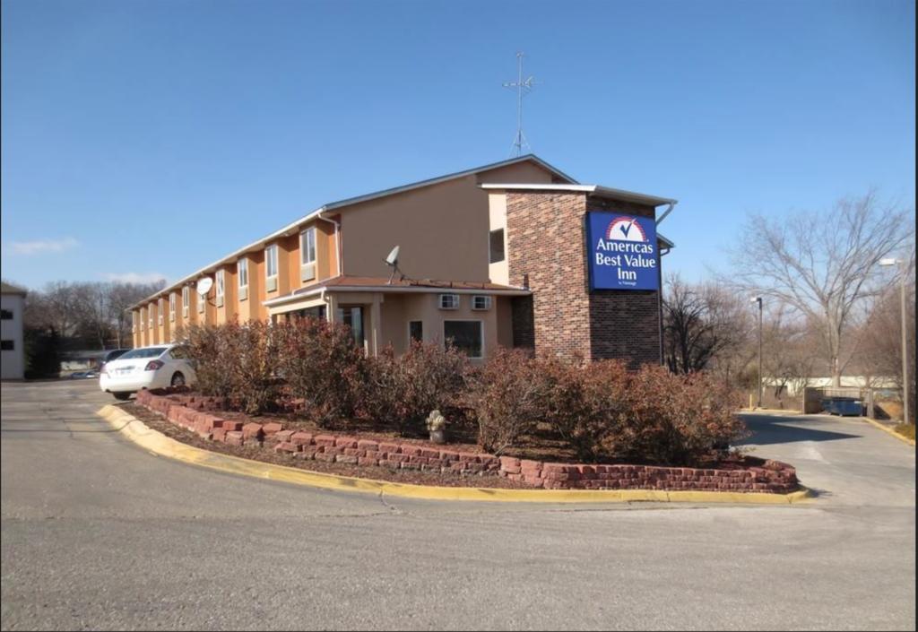 American Best Value Inn 劳伦斯 外观 照片